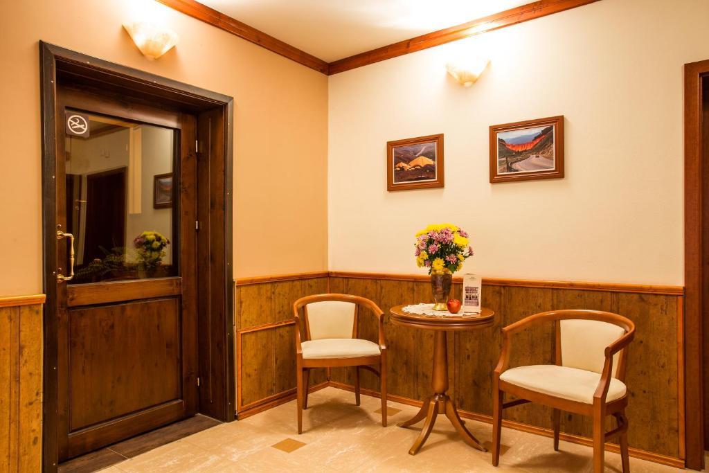 Boyana - Free Parking 4*