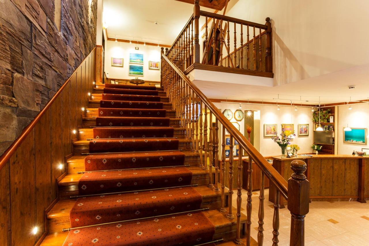 Boyana - Free Parking 4*